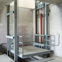 寧波起重機北侖液壓升降固定式貨運平臺安裝，年檢，銷售，保養