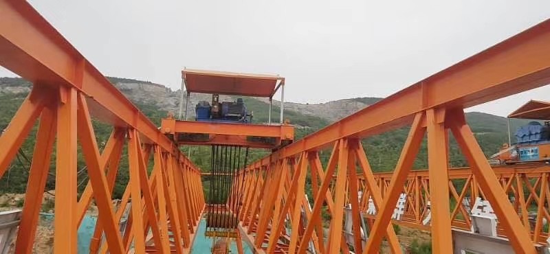 馬鞍山架橋機